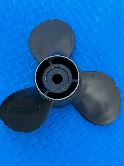 Michigan Wheel 14-1/2 x 17 RH AL 3 Blade Propeller (USED)