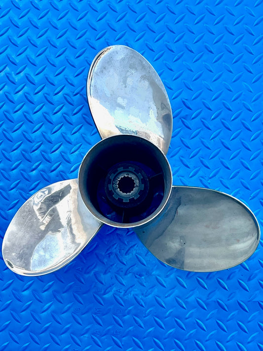 Mercury Marine 15-1/4 x 19 RH SS 3 Blade Propeller (USED)