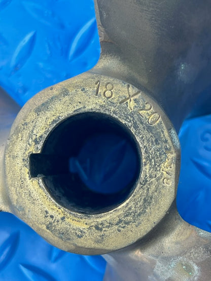 Michigan Wheel 18 x 20 RH Bronze 3 Blade Propeller (USED)